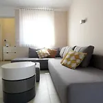 Mery شقة ميدولين